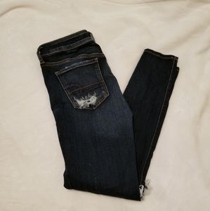 Dark Wash Ripped American Eagle Jeggings